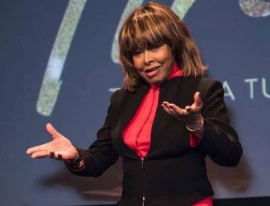 «Με κακομεταχειριζόταν από την πρώτη νύχτα» - Η αποκάλυψη της Τίνα Τερνερ για τα βασανιστήρια που βίωσε (βίντεο)